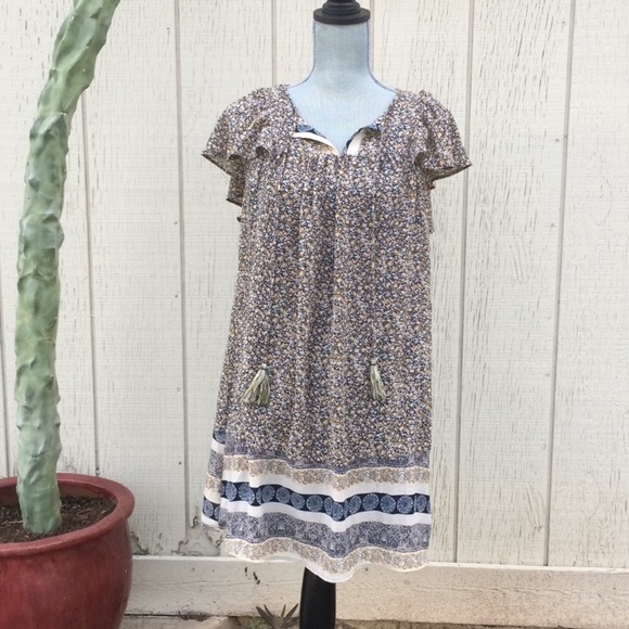 XS Dress Bundle! - Picture 2 of 5